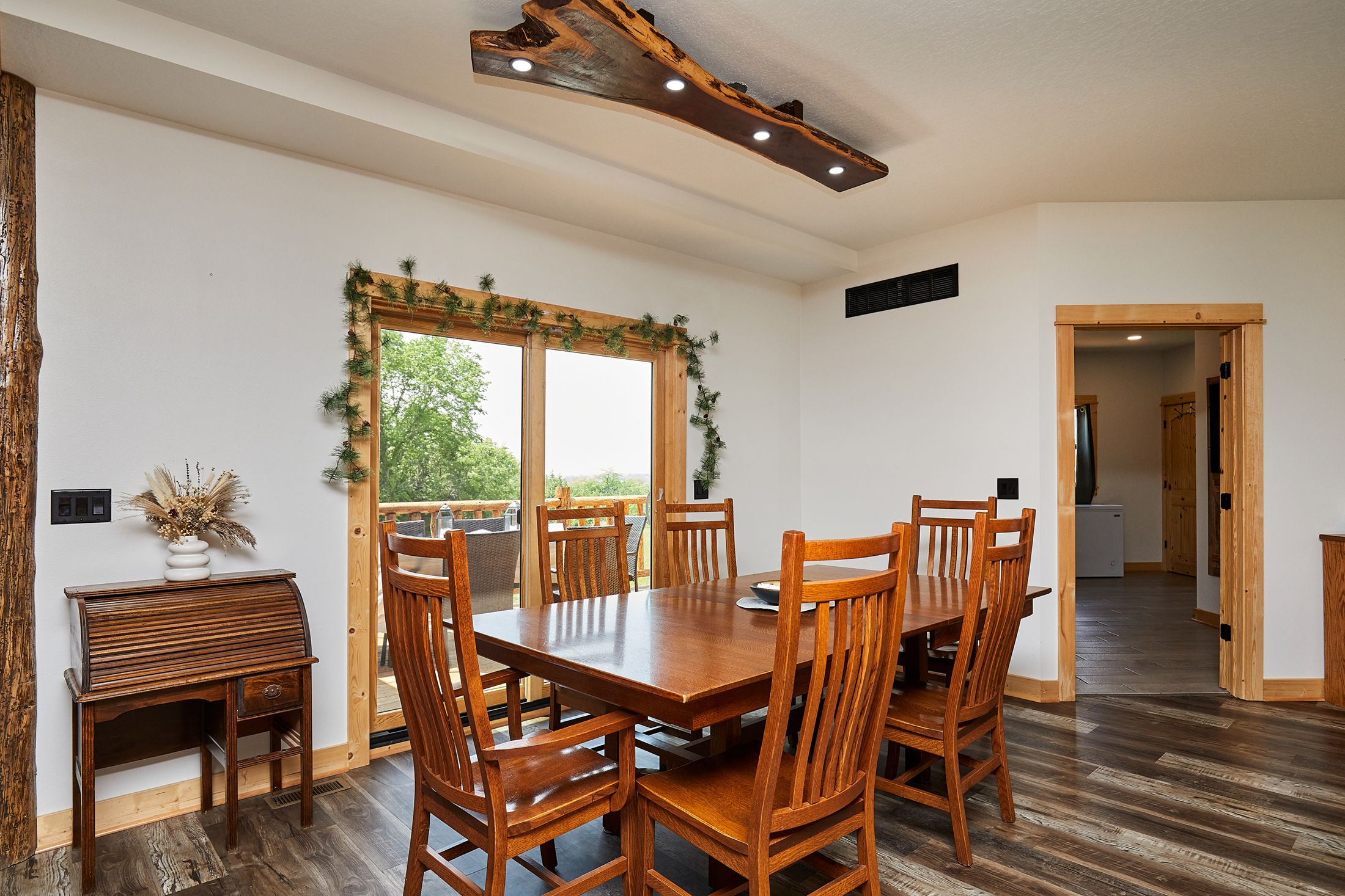Listing Photo: 7708 Virginia St_024